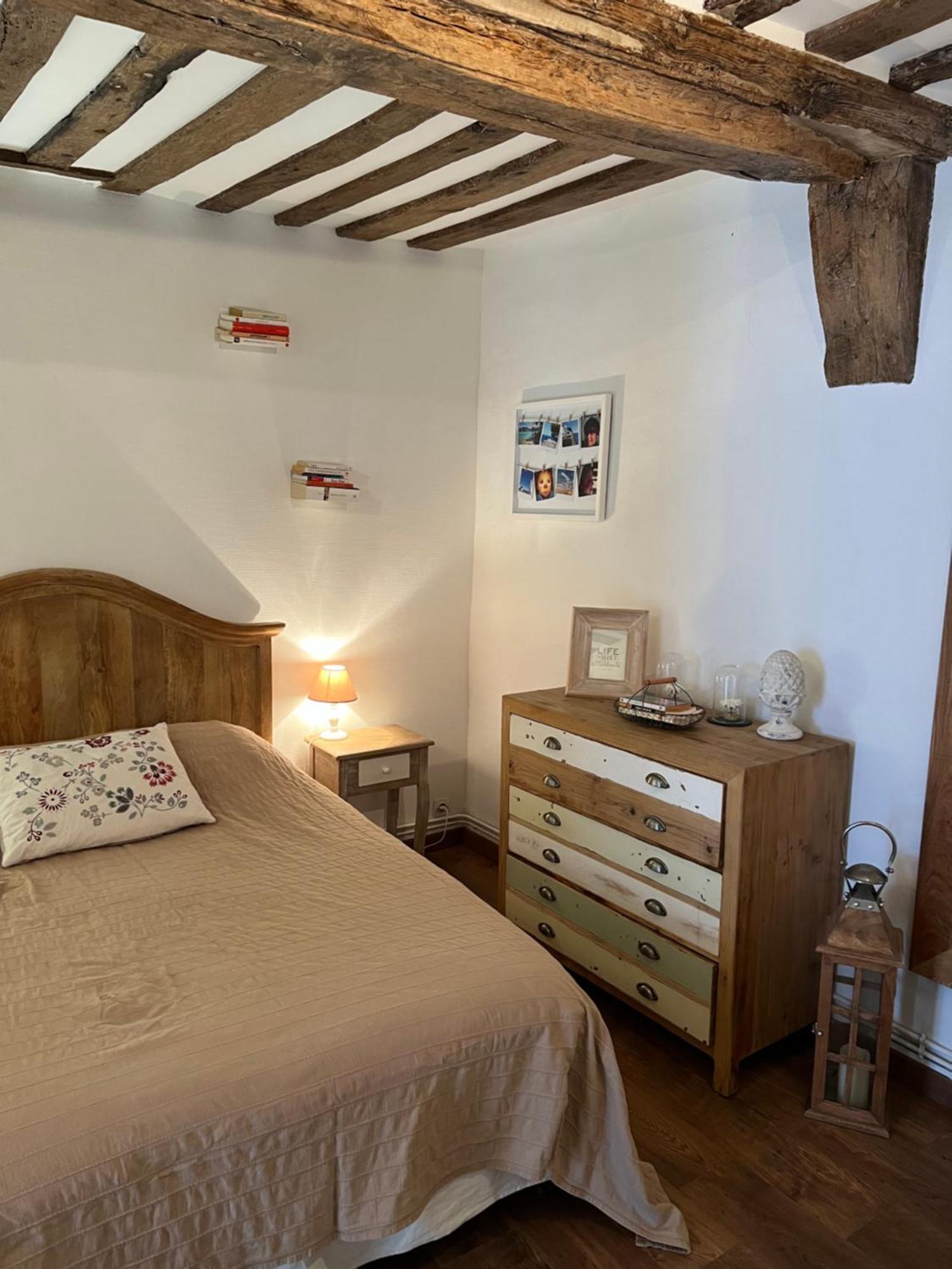 Une Pause Chez Julien, Appartement Lumineux Et Idealement Situe! Honfleur Exterior photo